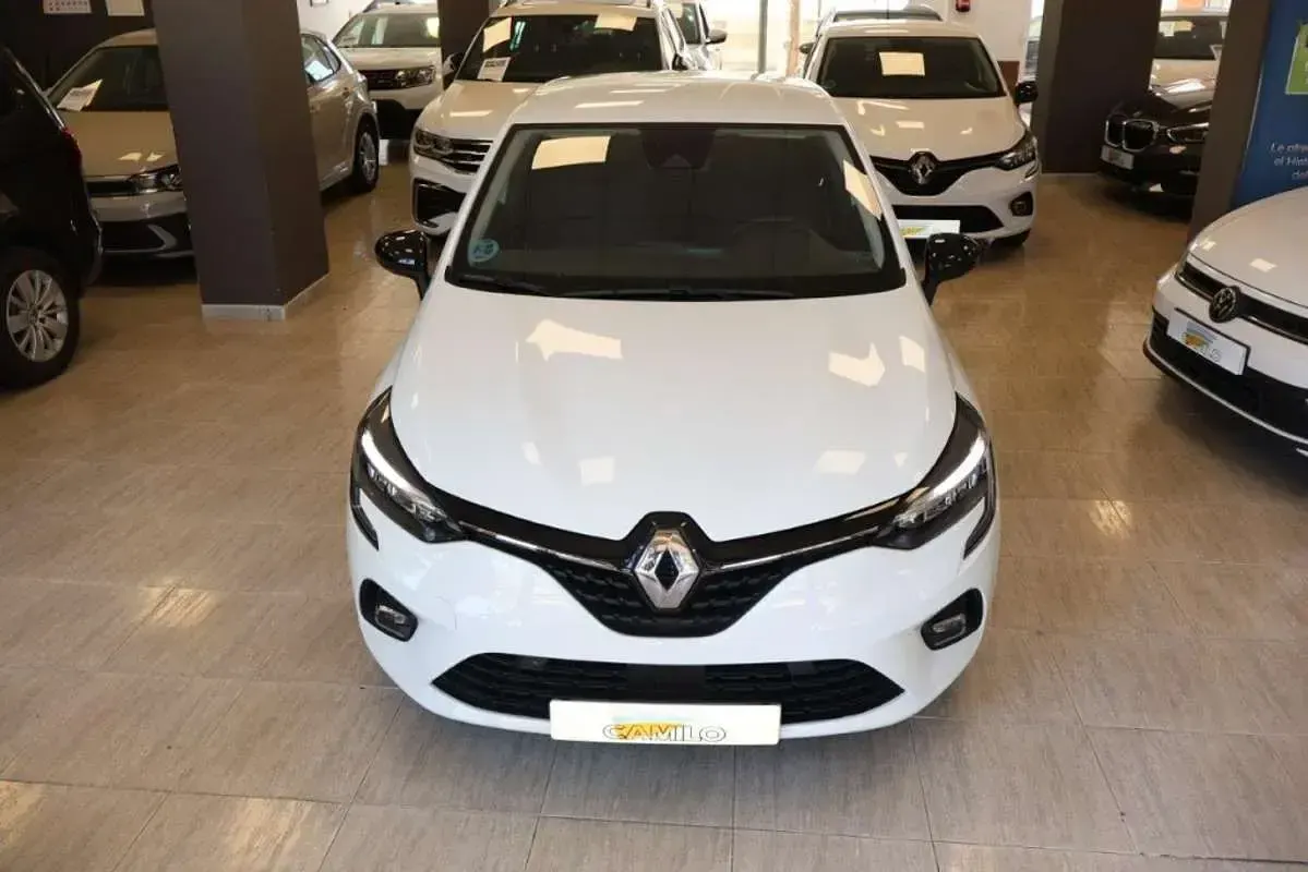 Usado Renault Clio Equilibre 101 CV (74 kW) 2023 Blanco Utilitario