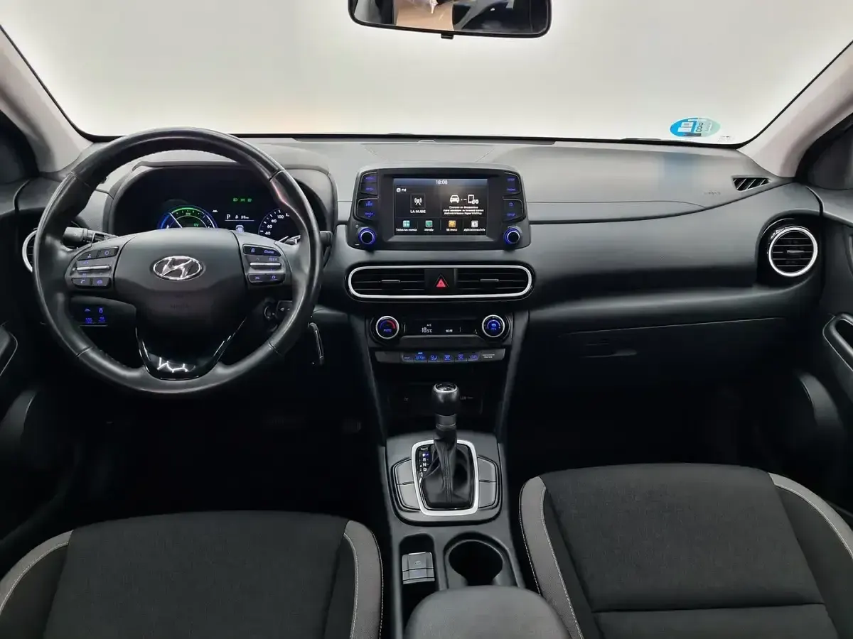 Usado Hyundai Kona 141 CV (103 kW) 2020 Gris SUV
