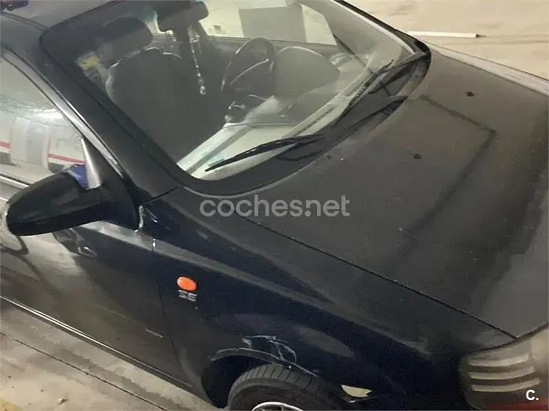 Usado Chevrolet Kalos SE 72 CV (52 kW) 2004 Negro Berlina