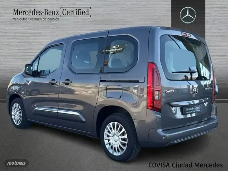 Usado Toyota Proace Verso Active 102 CV (75 kW) 2021 Gris Familiar