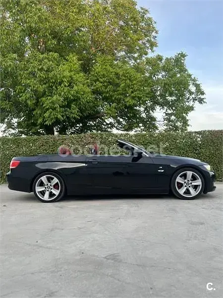 Usado BMW 320 Cabriolet 177 CV (130 kW) 2009 Negro Descapotable