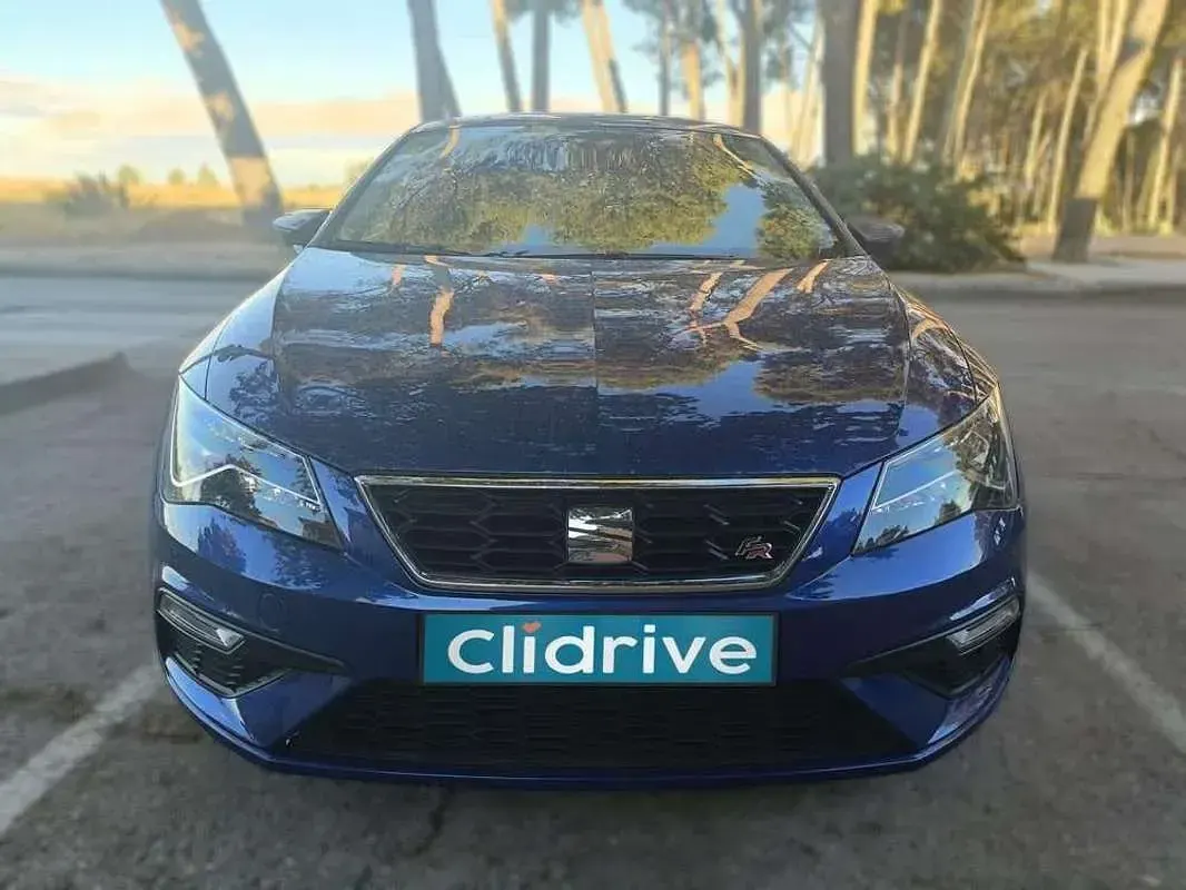 Usado Seat Leon FR 150 CV (110 kW) 2018 Azul Utilitario