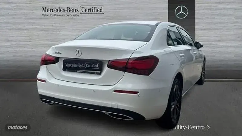 Usado Mercedes A250 217 CV (159 kW) 2025 Blanco Berlina