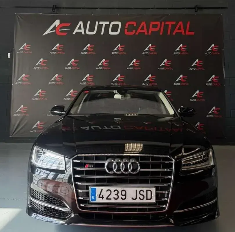 Usado Audi S8 519 CV (381 kW) 2016 Negro Berlina