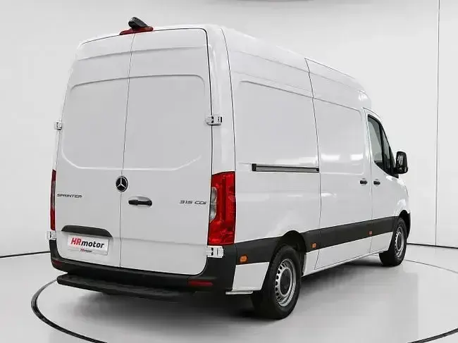 Usado Mercedes Sprinter 150 CV (110 kW) 2023 Blanco Van