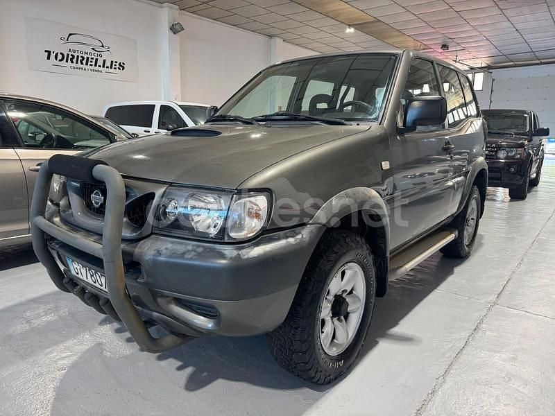 Marrón Usado 2000 Nissan Terrano Comfort SUV | 5990 € (Precio justo) - Imagen 1/4