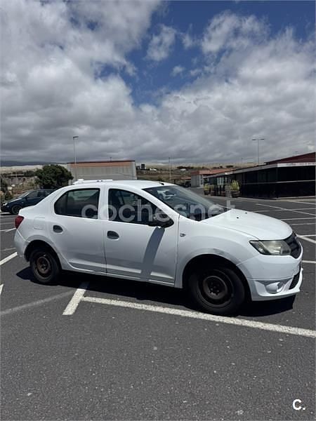 Usado Dacia Logan Ambiance 72 CV (52 kW) 2015 Blanco Berlina