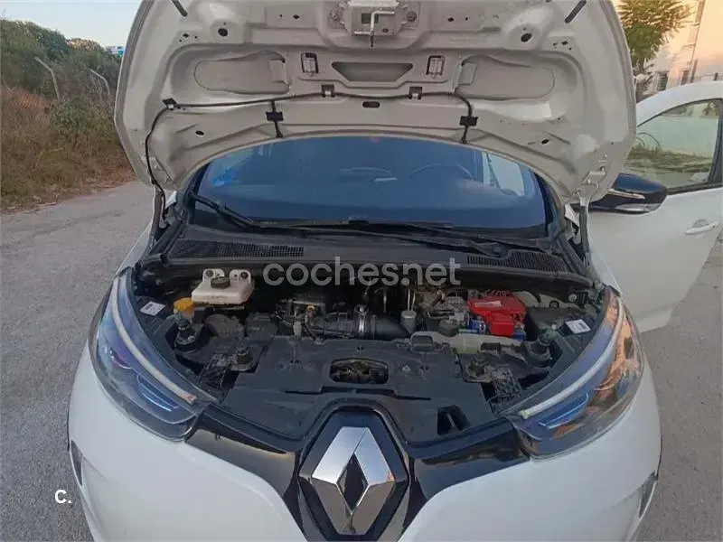 Usado Renault Zoe Intens 67 kW (92 CV) 2017 Eléctrico Utilitario