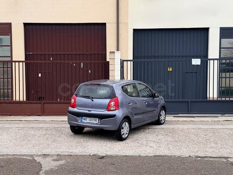 Usado Nissan Pixo Acenta 68 CV (50 kW) 2009 Azul Utilitario