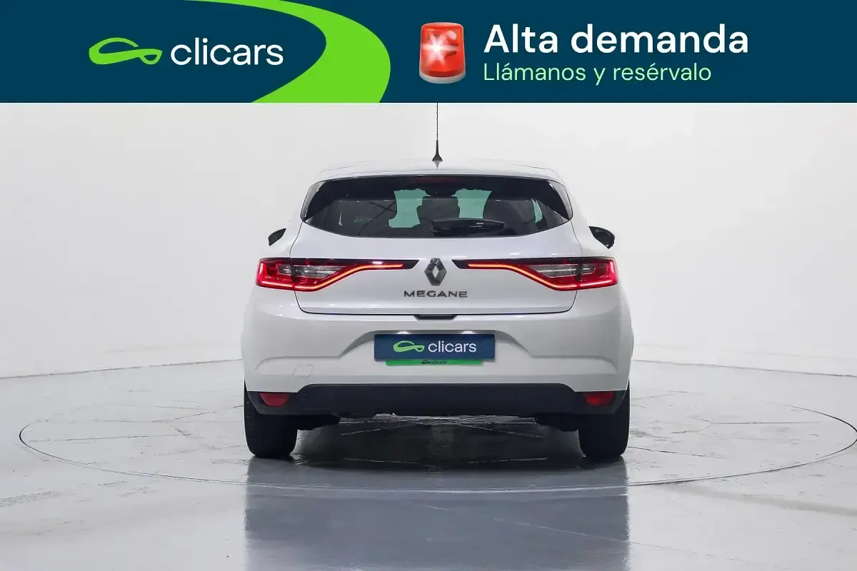 Usado Renault Mégane IV LIMITED 140 CV (102 kW) 2020 Blanco Berlina
