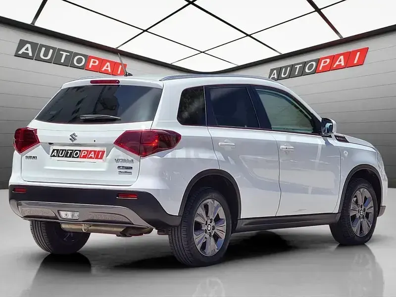 Usado Suzuki Vitara GLX 116 CV (85 kW) 2022 Blanco SUV