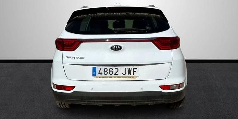 Usado Kia Sportage 132 CV (97 kW) 2017 Blanco SUV