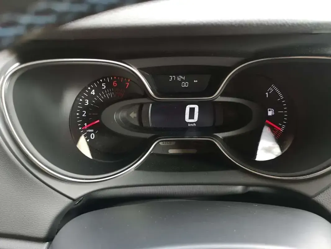 Usado Renault Captur Version S 150 CV (110 kW) 2018 Azul SUV