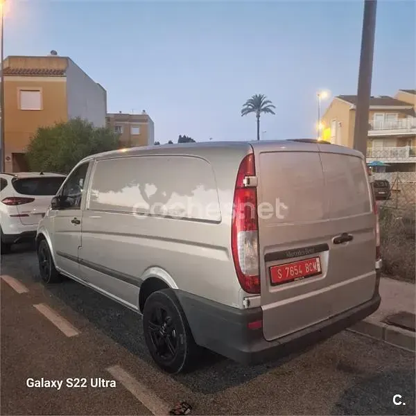 Usado Mercedes Vito Marco Polo 88 CV (64 kW) 2014 Gris / plata Van
