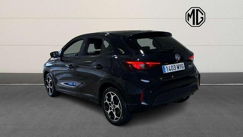 Usado MG MG3 Luxury 197 CV (144 kW) 2025 Negro Utilitario