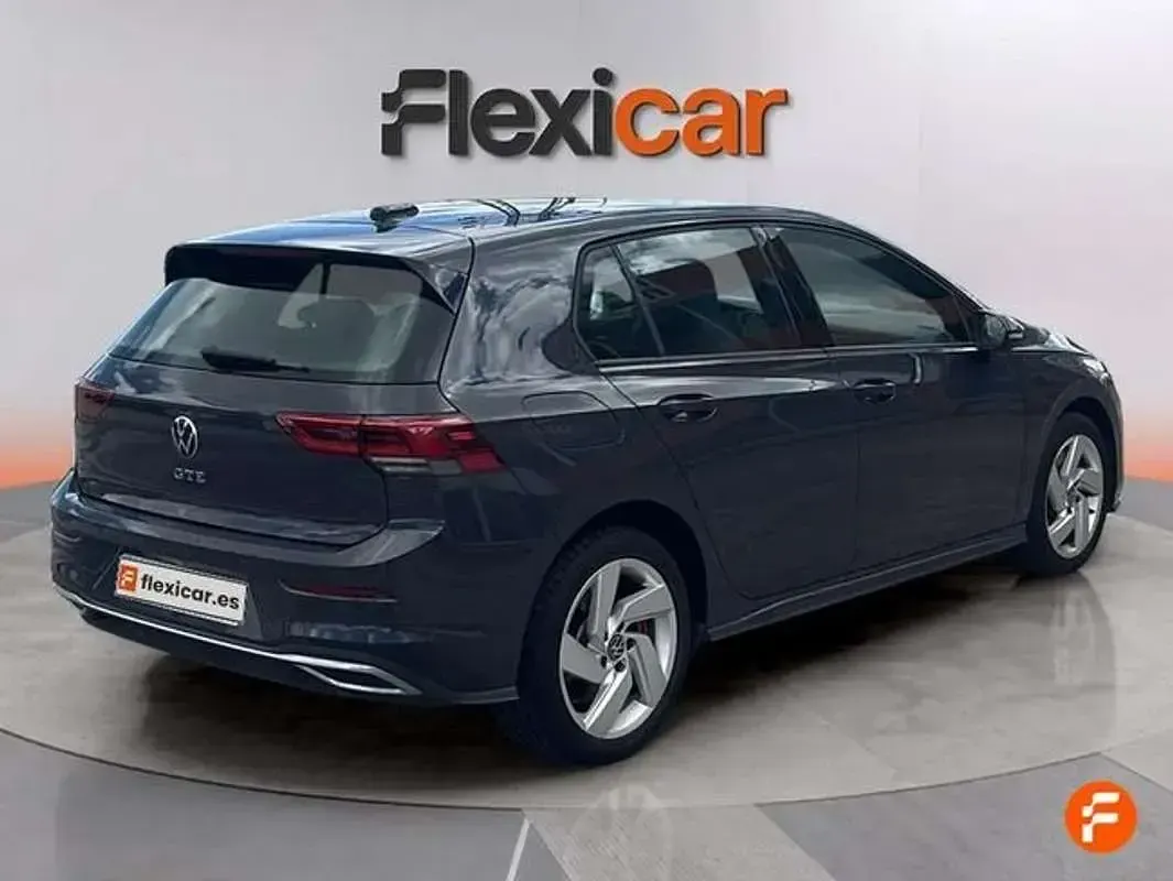Usado VW Golf VII GTE 245 CV (180 kW) 2020 Gris Utilitario