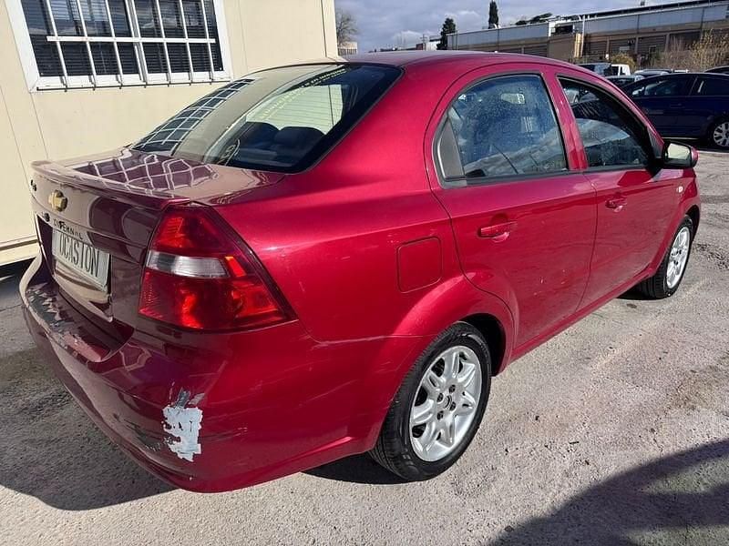 Usado Chevrolet Aveo LS 84 CV (61 kW) 2008 Rojo