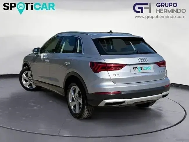 Begagnad Audi Q3 Advanced 150 HK (110 kW) 2023 Grå SUV