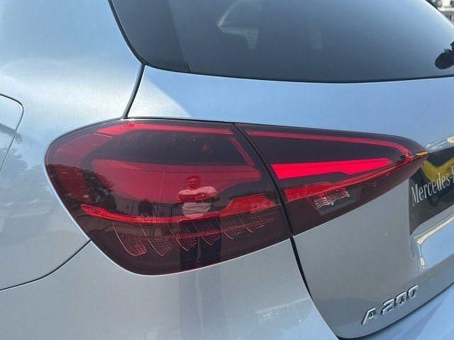 Nuevo Mercedes A200 AMG line 163 CV (119 kW) 2026 Plata hightech