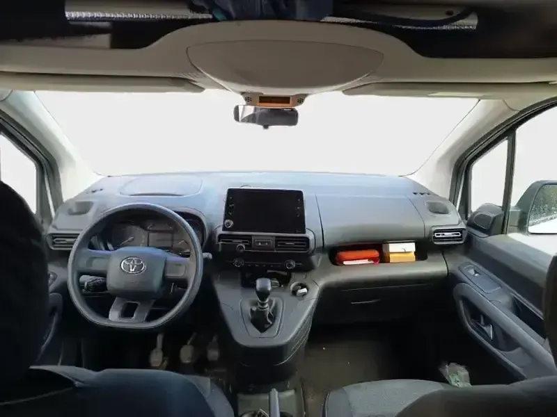 Usado Toyota Proace Verso Active 102 CV (75 kW) 2021 Blanco Familiar