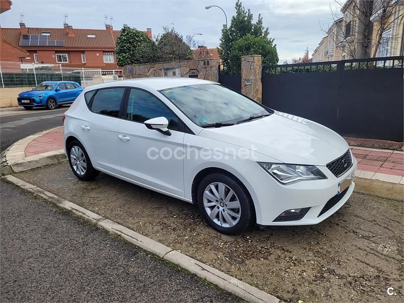 Blanco Usado 2017 Seat Leon Ecomotive Berlina | 7900 € (Buen precio) - Imagen 1/4