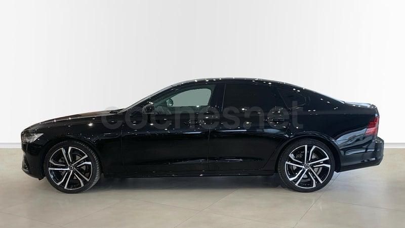 Usado Volvo S90 Plus 235 CV (172 kW) 2022 Negro Berlina