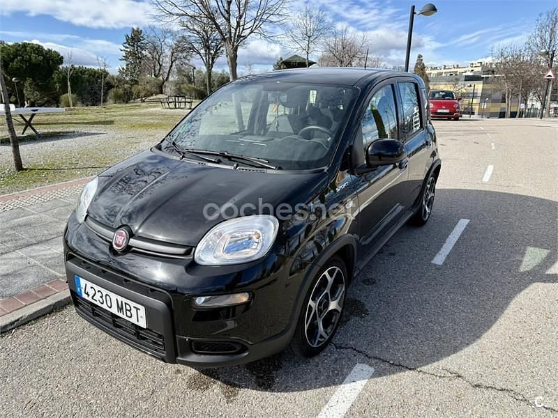 Usado Fiat Panda Sport 70 CV (51 kW) 2022 Negro Utilitario