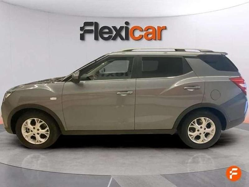 Usado Ssangyong (KGM) Tivoli 163 CV (119 kW) 2023 Gris SUV