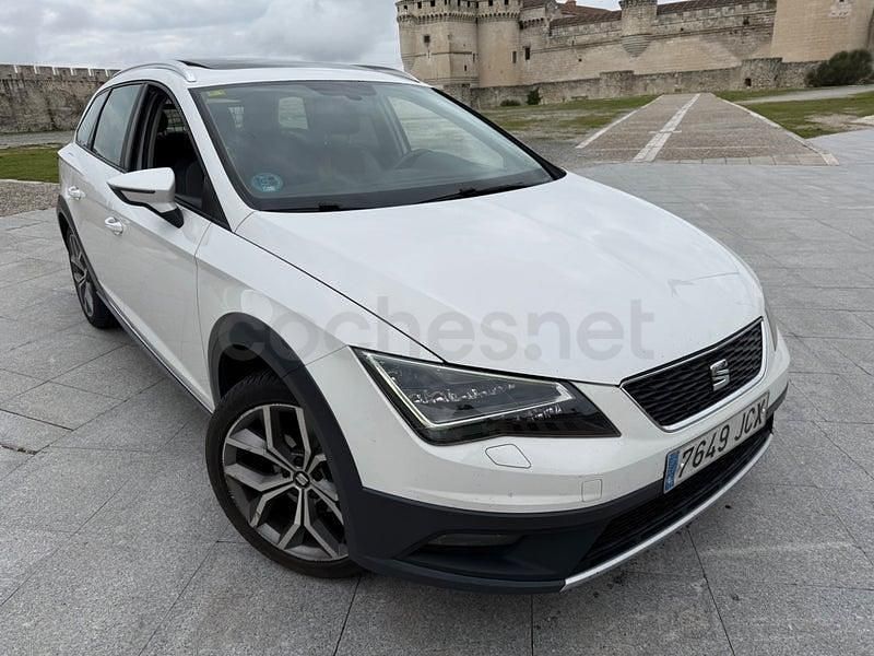 Usado Seat Leon 4Drive 150 CV (110 kW) 2015 Blanco Familiar