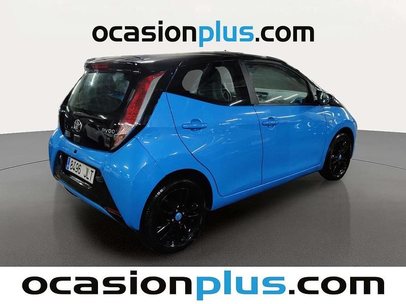Usado Toyota Aygo X-cite 69 CV (50 kW) 2016 Azul Utilitario