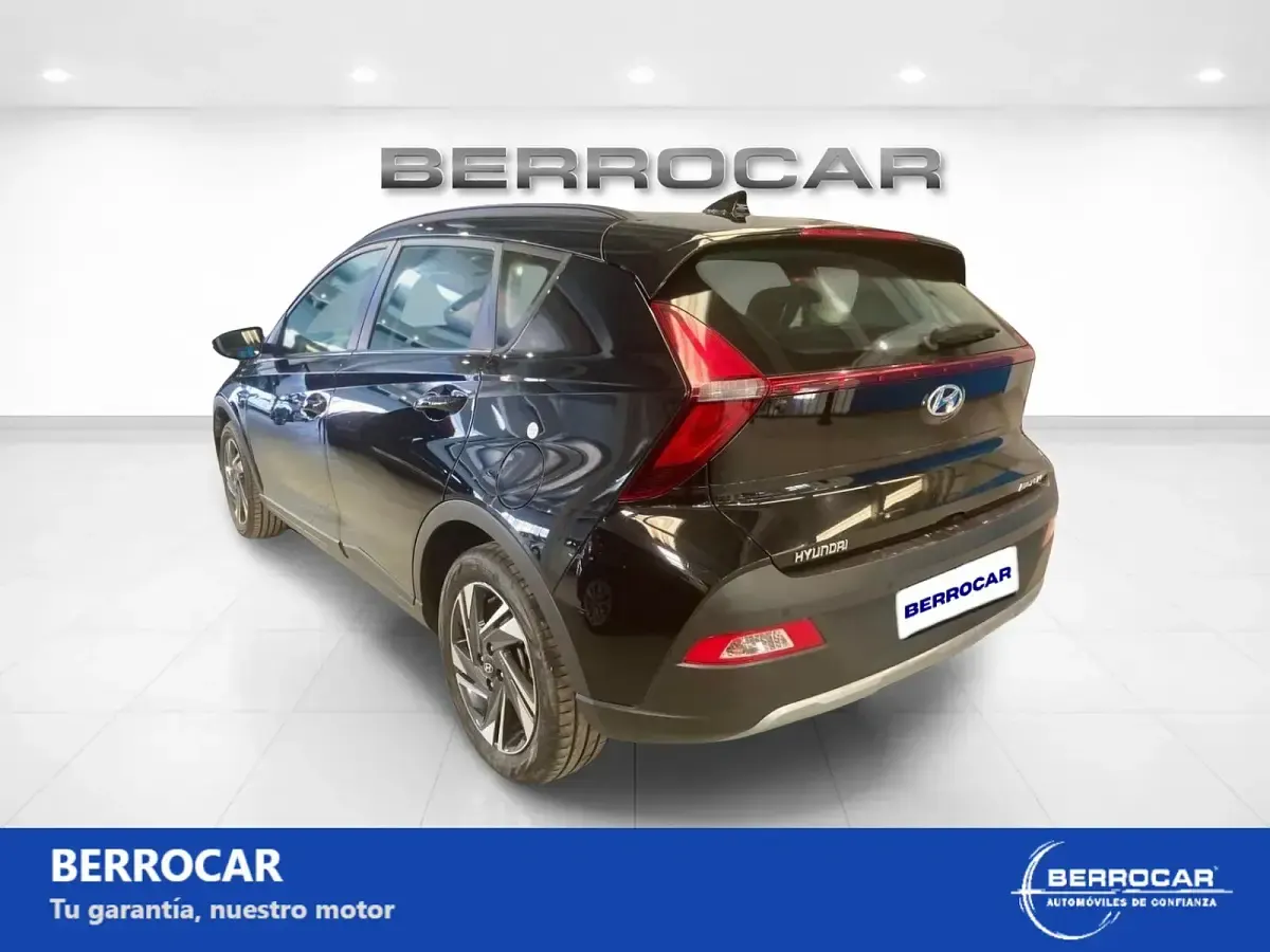 Usado Hyundai Bayon 84 CV (61 kW) 2023 Negro SUV