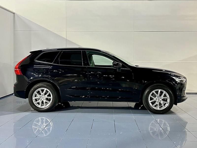 Usado Volvo XC60 Momentum 190 CV (139 kW) 2018 Negro SUV