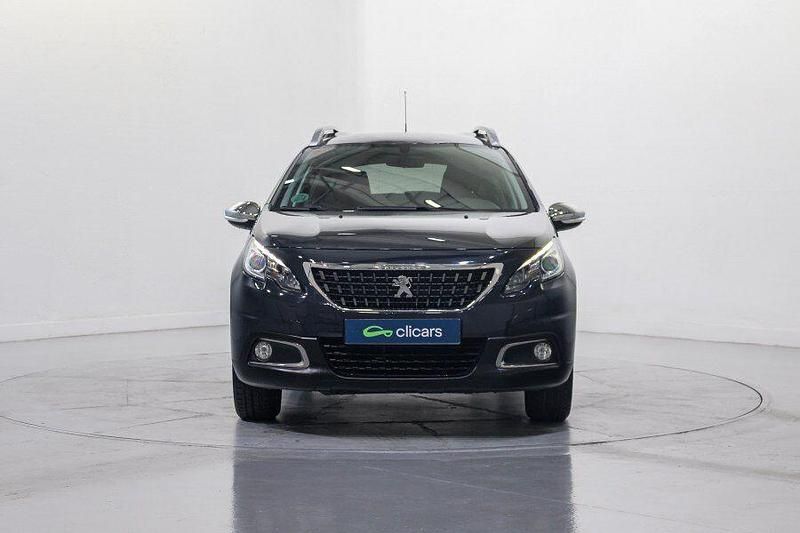Usado Peugeot 2008 Style 82 CV (60 kW) 2018 Gris / plata SUV