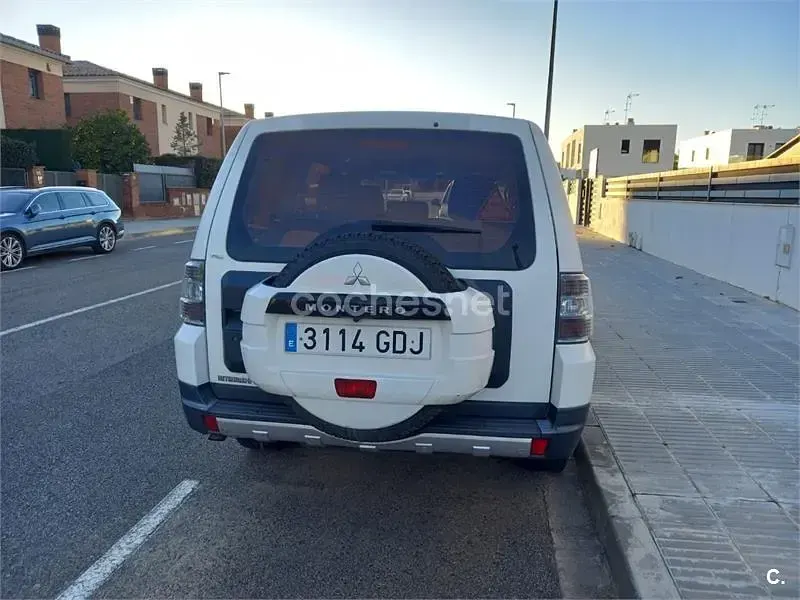 Usado Mitsubishi Montero Invite 160 CV (117 kW) 2008 Blanco SUV