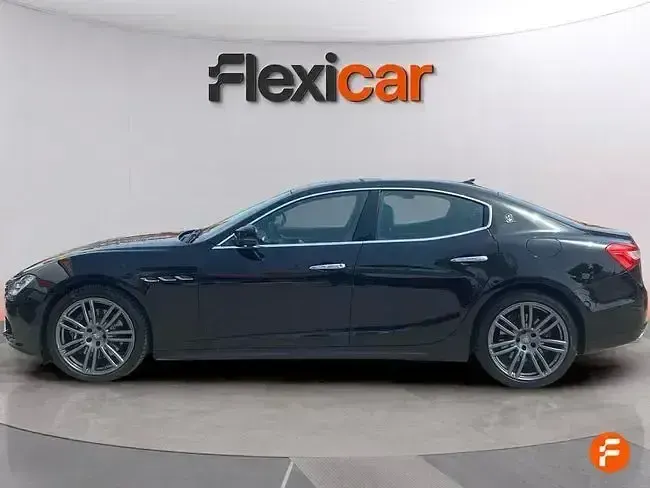 Usado Maserati Ghibli 275 CV (202 kW) 2018 Negro Coupe