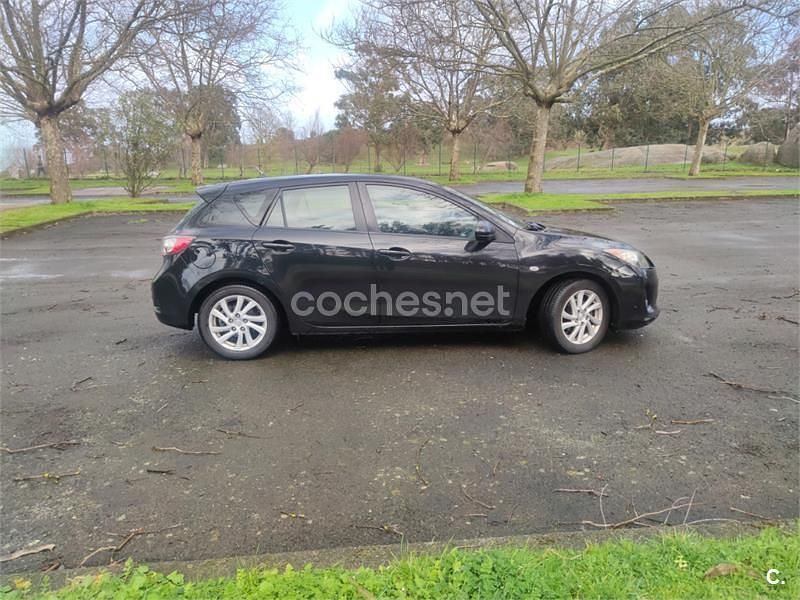 Usado Mazda 3 Style 115 CV (84 kW) 2011 Negro Berlina