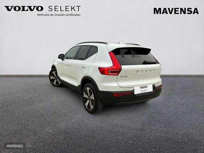 Usado Volvo XC40 Plus 211 CV (155 kW) 2022 Blanco SUV