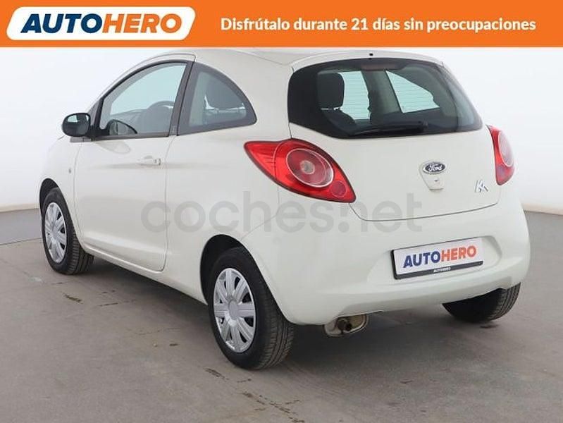 Usado Ford Ka Trend+ 70 CV (51 kW) 2016 Blanco Utilitario