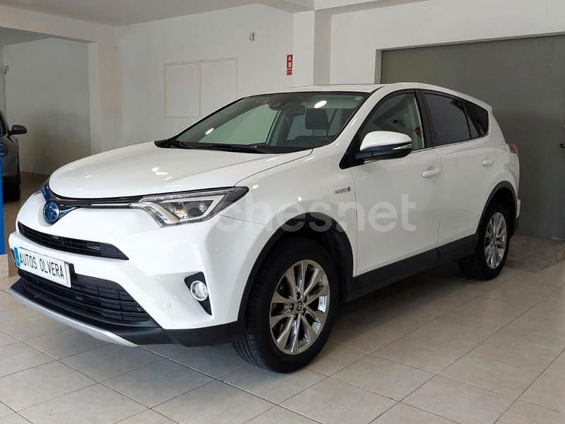 Blanco Usado 2017 Toyota RAV4 Hybrid Executive SUV | 21.990 € (Precio justo) - Imagen 1/4