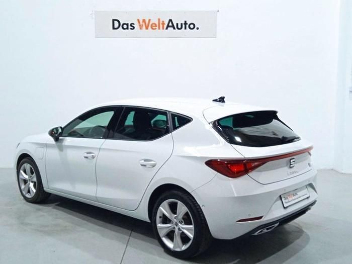 Blanco Usado 2020 Seat Leon FR Berlina | 21.500 € (Precio justo) - Imagen 1/4
