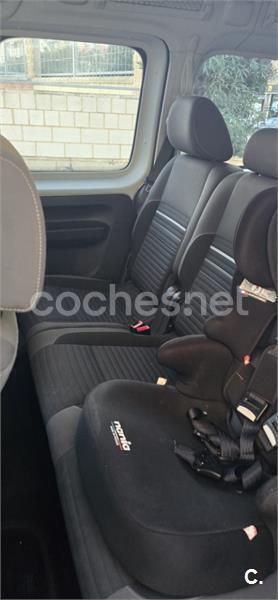 Gris / plata Usado 2014 VW Caddy Maxi Trendline Monovolumen | 9600 € - Imagen 1/4