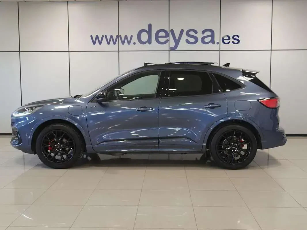 Usado Ford Kuga ST-Line X 224 CV (164 kW) 2023 Azul SUV