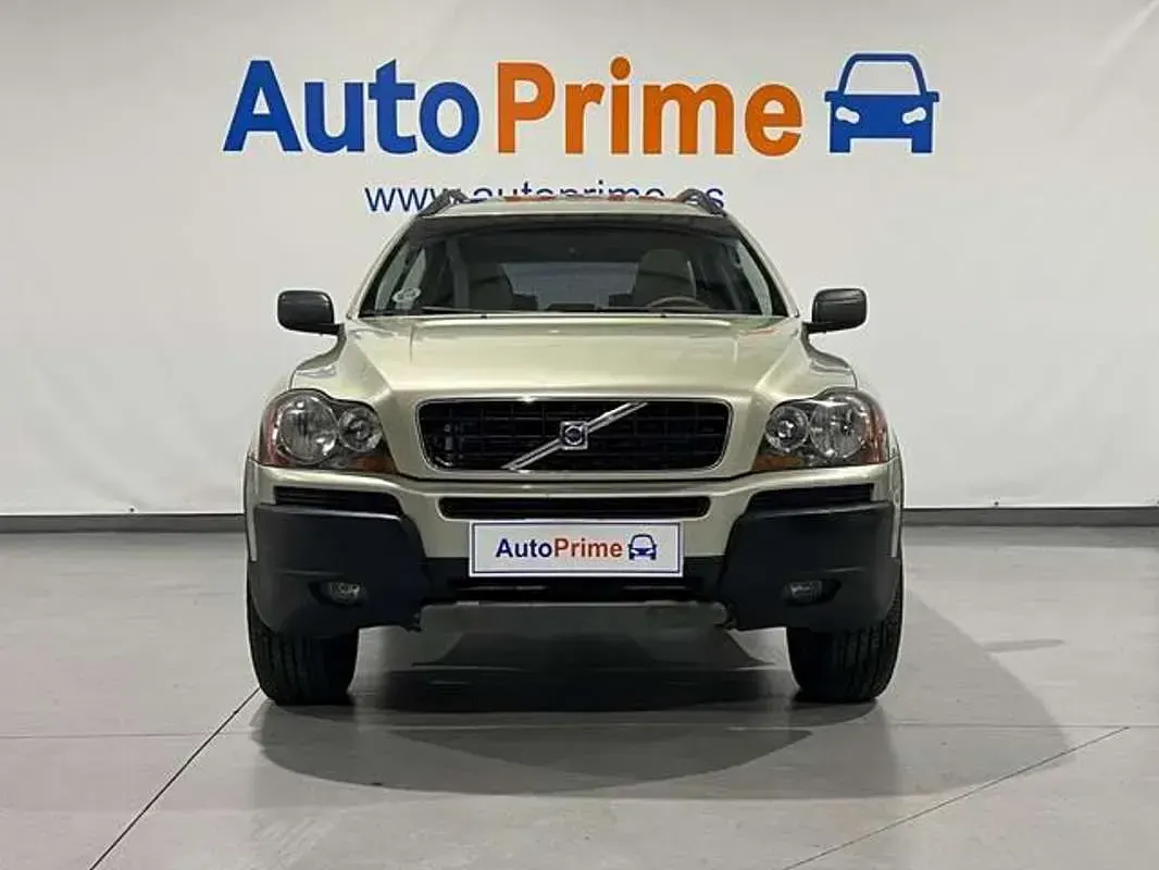 Usado Volvo XC90 Summum 185 CV (136 kW) 2006 Beige SUV