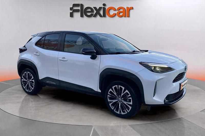 Blanco Usado 2022 Toyota Yaris Hybrid Style | 19.490 € (Buen precio) - Imagen 1/4