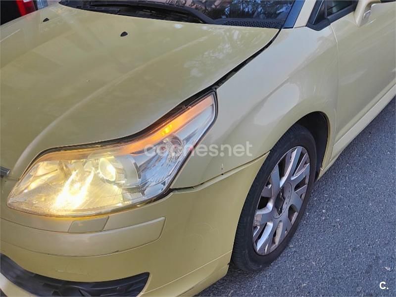 Amarillo Usado 2005 Citroën C4 VTR Sport Berlina | 1500 € (Super precio) - Imagen 1/4