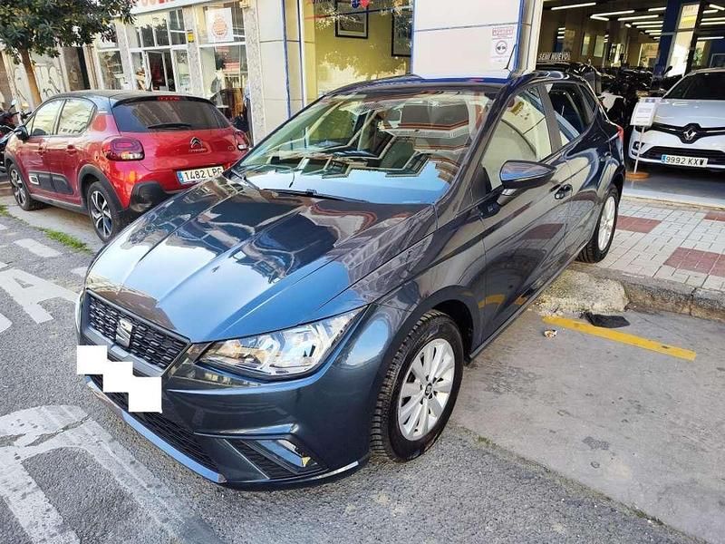 Usado Seat Ibiza Style 95 CV (69 kW) 2021 Gris / plata Utilitario