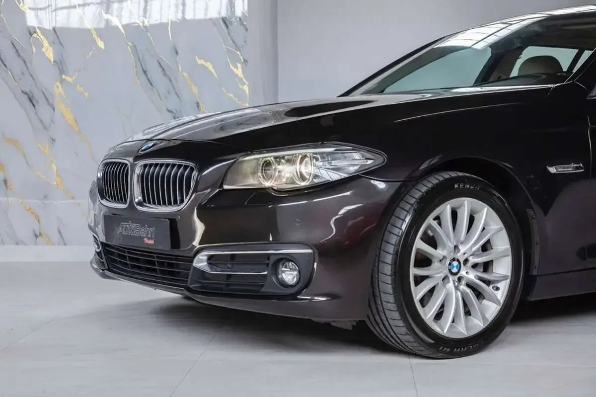 Usado BMW 520 Luxury Line 190 CV (139 kW) 2015 Gris Familiar