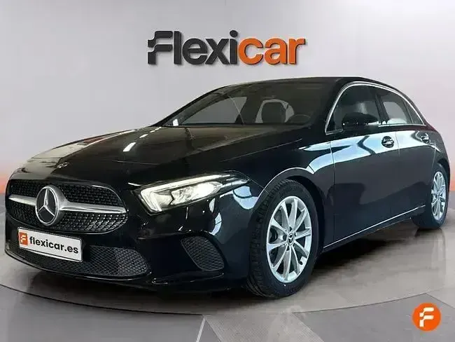 Usado Mercedes A180 136 CV (100 kW) 2019 Negro