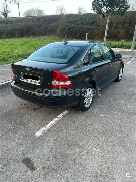 Usado Volvo S40 Momentum 125 CV (91 kW) 2004 Verde Berlina