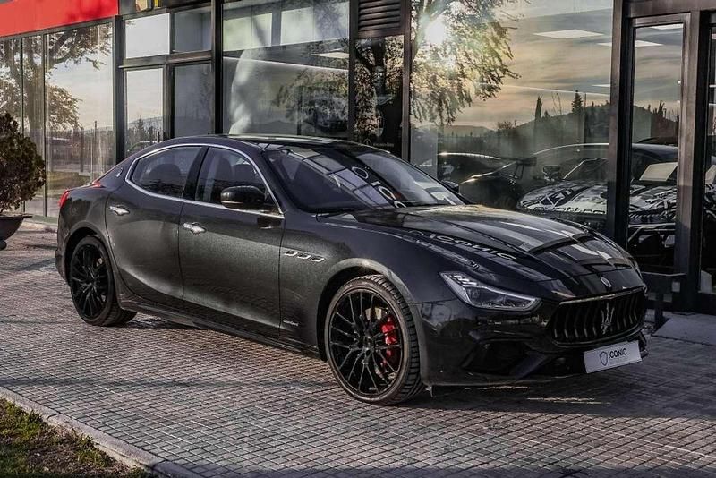 Usado Maserati GranSport 275 CV (202 kW) 2018 Negro Coupe
